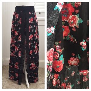 No Boundaries Black Floral Breakthrough Maxi - 7/9